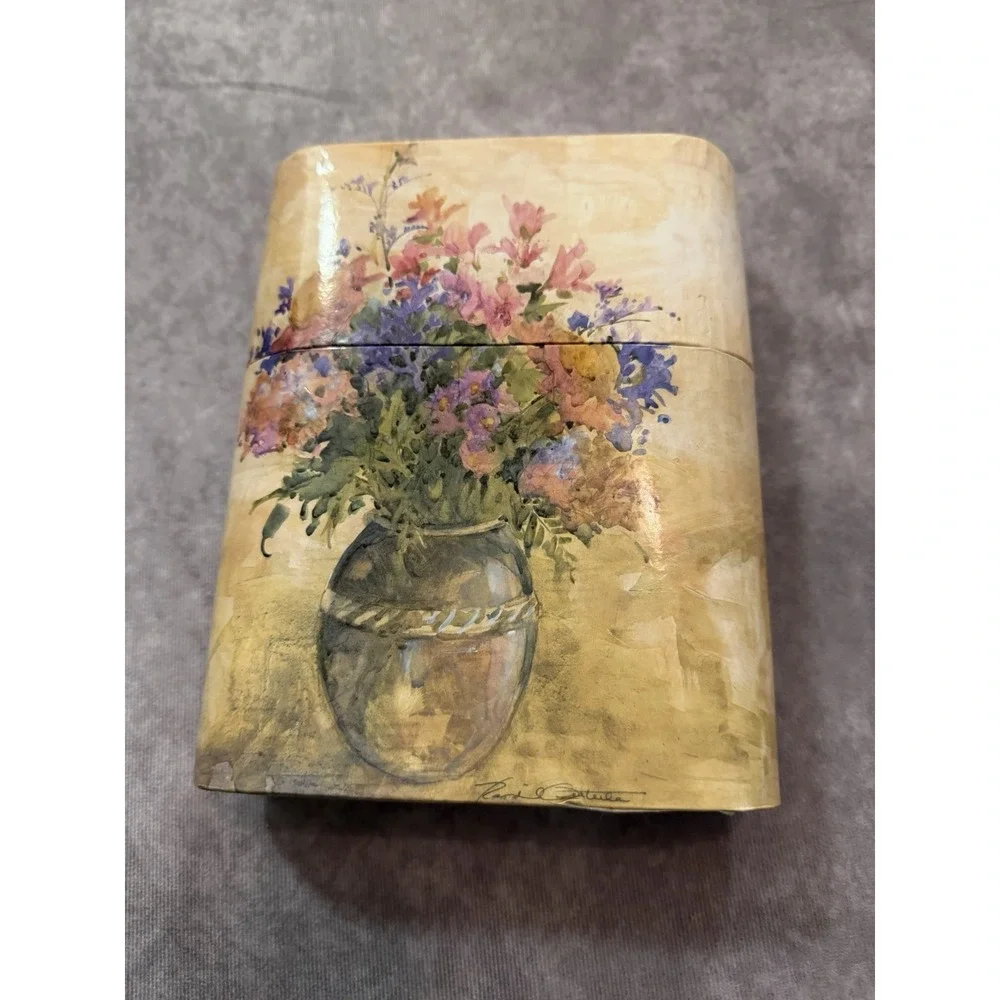 Floral Metal Trinket Box With Lid, Rectangular Beige/Multicolor Tin
